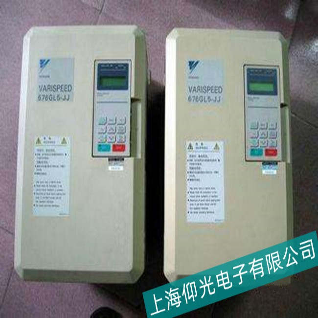 商丘安川V1000系列變頻器上電無顯示故障分析維修