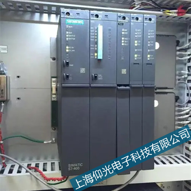 西門子810t伺服維修驅(qū)動(dòng)器端子模塊比較發(fā)現(xiàn)偏差修理