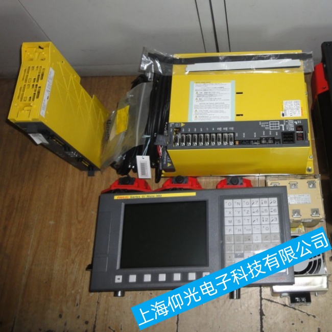 甘肅發(fā)那科數(shù)控系統(tǒng)0GSD開機后停在啟動界面不動故障維修更換調(diào)試