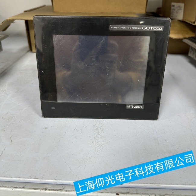 金華三菱觸摸屏A975GOT-TBD-B上電燒保險故障維修售后點