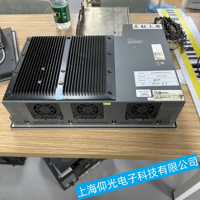 金華施耐德工控機HMIFT6750上電后主板沒有任何反應(yīng)故障維修保養(yǎng)